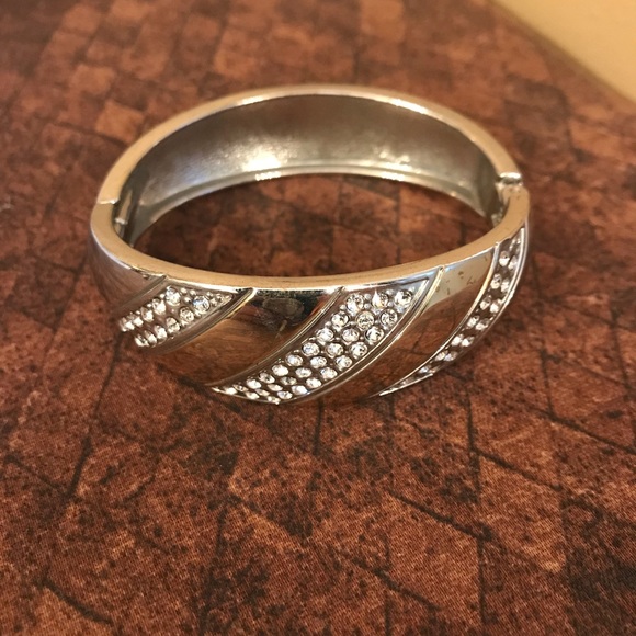 Bogo buy one get 50% on other bracelets Bangles set - Picture 3 of 4